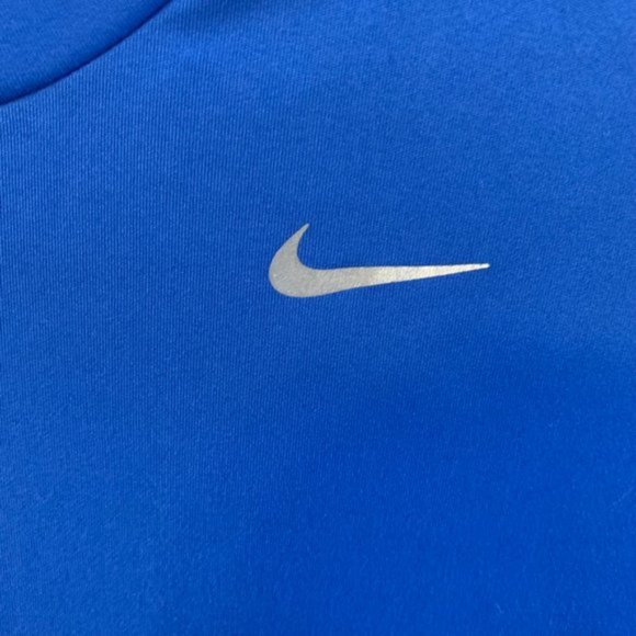 Nike Dri-Fit Blue Short Sleeve Shirt - Picture 6 of 8